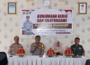 Kapolres Pangkep Jalin Silaturahmi dan Dengar Aspirasi Warga Balocci dalam Kunjungan Kerja