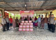 POLSEK MA’RANG GELAR BAKTI SOSIAL DAN SALURKAN SEMBAKO KEPADA WARGA DALAM RANGKA HARI BHAYANGKARA KE-79
