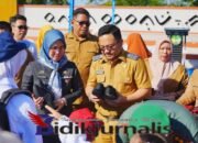 *WUJUDKAN PROGRAM PRIORITAS: Hj. Husniah Talenrang – Darmawansyah Muin Salurkan Seragam Sekolah Gratis bagi Siswa SD dan SMP*
