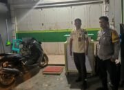 Patroli Rutin, Bhabinkamtibmas Polsek Ma’rang Jalin Sinergi dengan Security Pegadaian untuk Jaga Kamtibmas