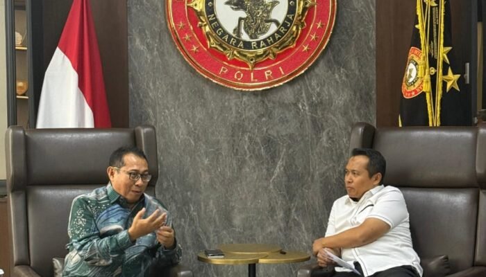 Ketum Firdaus dan Sekjen Makali Kumar Pimpin SMSI Pusat Temui Kabaintelkam Polri, Bahas Media Siber yang Profesional dan Berkesinambungan