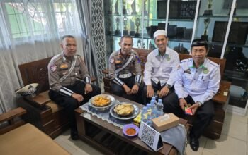 Polantas Menyapa Pelajar, Satlantas Polres  Pangkep Ajak Generasi Muda Jadi Pelopor Tertib Lalu Lintas