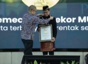 Bedah 7 Buku Karya Taruna Ikrar Kepala BPOM RI Serentak Se -Indonesia Pecahkan Rekor MURI Dengan Peserta Terbanyak