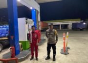Bhabinkamtibmas Polsek Ma’rang Intensifkan Patroli Malam untuk Awasi Distribusi BBM Bersubsidi