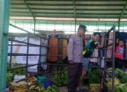 Jelang Maulid Nabi, Pasar Tanete Ramai Pengunjung, Bhabinkamtibmas Lakukan Patroli dan Sambang Warga