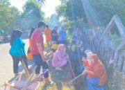 Bhabinkamtibmas Pangkajene Bersama Warga dan Mahasiswa UNM Gelar Kerja Bakti di Pabundukang
