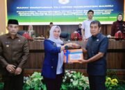 Bupati Barru Serahkan Ranperda Perubahan APBD 2025 ke DPRD