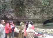 Bhabinkamtibmas desa Panaikang Polsek Minasatene Patroli dan pantau permandian wisata alam leang londrong