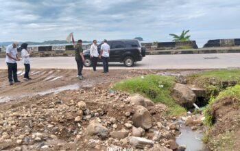 Pemkab Barru Tindak Lanjut Instruksi Bupati Andi Ina, DLH Tinjau Lokasi Tambang Pascabanjir Mallusetasi