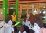 BHABINKAMTIBMAS POLSEK MINASATENE SAMBANGI PELAJAR SMPN 1 MINASATENE BERIKAN PESAN KAMTIBMAS