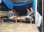 Bhabinkamtibmas Polsek Ma’rang Aipda H. Abdul Rasid Gelar Sambang Sitkamling di Desa Alesipitto, Warga Apresiasi Kehadiran Polisi di Tengah Masyarakat