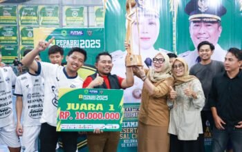Bupati Barru Andi Ina Tutup Turnamen Futsal PEPABRI Championship 2025, Kelurahan Lalolang Raih Juara Pertama