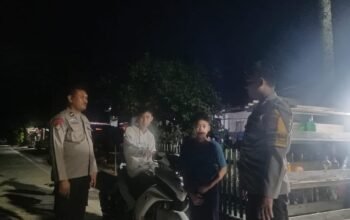 Personil Piket Mako Polsek Tondong Tallasa Laksanakan Patroli Dialogis Malam Hari