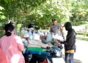 Jelang Tahun Baru, Bhabinkamtibmas Polsek Balocci Intensifkan Sambang dan Sampaikan Imbauan Kamtibmas kepada Warga