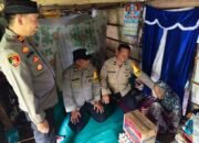 Kapolsek Balocci dan Bhabinkamtibmas Berbagi Tali Asih kepada Nenek Besse yang Hidup Sebatang Kara