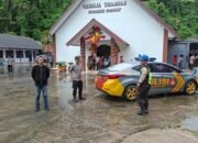 Momen Ibadah Mingguan, Polsek Bungoro Perketat Pengamanan dan Jalin Silaturahmi melalui Program Minggu Kasih di Gereja Tonasa 2