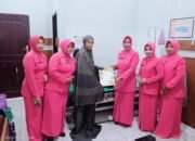 Wujud Kepedulian, Bhayangkari Ranting Segeri Sambangi Ibu Ketua Ranting di RS Batara Siang