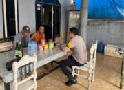 Bhabinkamtibmas Polsek Mandalle laksanakan giat sambang pastikan wilayah binaan dalam keadaan aman