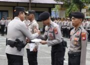 Apel Perdana di Polres Pangkep, Kapolda Sulsel Beri Penghargaan kepada Personel Operasi Kemanusiaan ATR 42-500