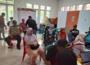 Bhabinkamtibmas Kelurahan Mappasaile Pantau Kegiatan Isbat Nikah di Kantor Lurah