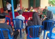 Bhabinkamtibmas Polsek Pangkajene Bersama Tiga Pilar Hadiri Rapat RDKK Kelompok Tani di Pabundukang