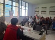 Hadirkan Inovasi Birokrasi, Mahasiswa KKN-T Unhas Benahi Alur Pelayanan Administrasi di Kelurahan Borong