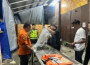 Pastikan aman dan lancar. Personil Lalu Lintas Polres Pangkep Kawal paket ke Makassar