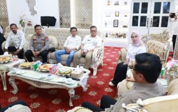 Pererat Silaturahmi, Bupati Barru Sambut Kunjungan Mantan Panglima TNI Hadi Tjahjanto