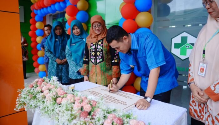Bupati Pangkep Resmikan Gedung Baru UPT Puskesmas Pundatabaji di Labakkang