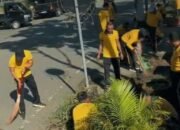 Polres Pangkep Gelar Bakti Sosial Bersihkan Tempat Ibadah di Bulan Suci Ramadhan