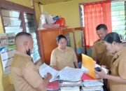 Perkuat Tata Kelola Kearsipan DISARPUS Sikka Lakukan Pendampingan Pengelolaan Arsip di Desa Paubekor, Kecamatan Koting