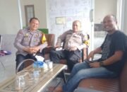 Jalin Silaturahmi Bhabinkamtibmas Polsek Minasatene Sambang keparbrik air minum kemasan Zero