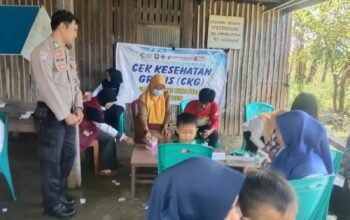 Bhabinkamtibmas, Memantau Kegiatan Cek Kesehatan Gratis (CKG) di Kel. Anrong Appaka Kec. Pangkajene