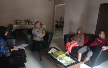 Cooling system memasuki  Ramadhan, Bhabinkamtibmas  Melaksanakan sambang dan silaturahmi dengan warga Bontoa