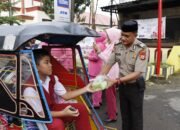 Polres Pangkep dan Bhayangkari Berbagi Takjil, Tebar Kepedulian di Bulan Ramadan