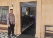 Ciptakan Rasa Aman, Bhabinkamtibmas Padanglampe Lakukan Pengamanan Ibadah Mingguan Jemaat Gereja Klasis Mappatuo