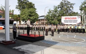 Polres Pangkep Gelar Upacara Laporan Kenaikan Pangkat Pengabdian Personel