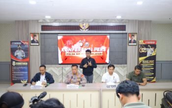Polda Sulsel Gelar Konferensi Pers Ungkap Kasus Curas di Kab. Luwu, Pelaku Ditangkap di Minahasa