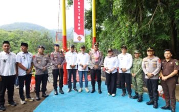 Kapolda Sulsel Resmikan Jembatan Gantung Dusun Pakka Desa Nepo Kabupaten Barru, Dukung Aksesibilitas dan Kesejahteraan Masyarakat