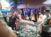 Bhabinkamtibmas Polsek Ma’rang Rutin Patroli Dialogis di Pasar, Ciptakan Rasa Aman bagi Pedagang dan Pembeli