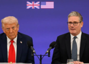Ketegangan Memuncak: Trump Tolak Bantuan Kapal Induk Inggris dan Sindir PM Starmer