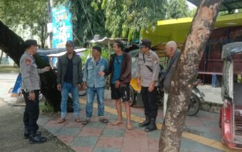 Patroli Kanit Samapta Polsek Pangkajene guna menghimbau warga agar bersama sama memelihara kamtibmas