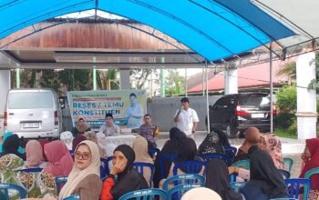 Bhabinkamtibmas Polsek Pangkajene Kawal Kegiatan Reses Anggota DPRD Pangkep di Kelurahan Jagong