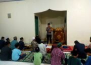 bhabinkamtibmas desa bulu tellue laksanakan pengamanan sholat isya dan tarawih serta sampaikan imbauan kamtibmas jelang malam takbiran