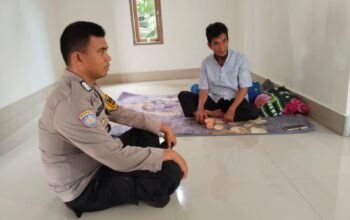Bhabinkamtibmas Lanne Gencar Berikan Himbauan Kamtibmas Lewat Door to Door System