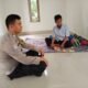 Bhabinkamtibmas Lanne Gencar Berikan Himbauan Kamtibmas Lewat Door to Door System