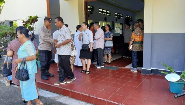Bhabinkamtibmas Tonasa Pastikan Ibadah Gabungan IKKRIS Berjalan Lancar dan Khidmat