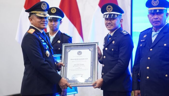 Dua Pegawai Rutan Pinrang Raih Penghargaan Ditjenpas pada Tasyakuran Hari Bakti Pemasyarakatan Ke-62