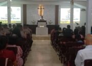 Bhabinkamtibmas Polsek Pangkajene Pantau Ibadah Minggu di GKSS Mapatuwo, Situasi Kondusif