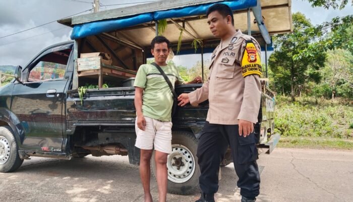 Bhabinkamtibmas Desa Lanne Sambangi Pedagang, Imbau Waspada Kejahatan dan Tertib Berlalu Lintas